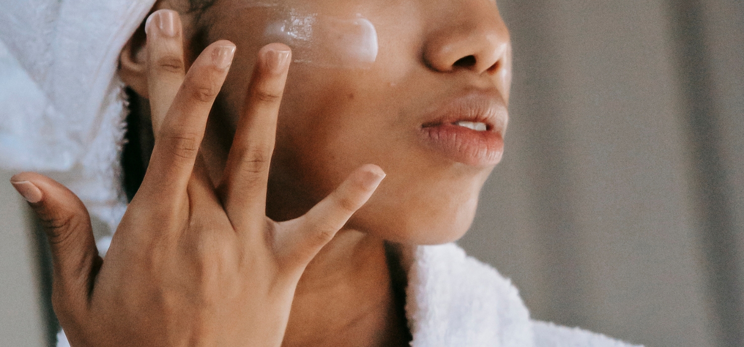 Steal This Pregnancy Safe Skin Care Routine (5 Non-toxic Tips)