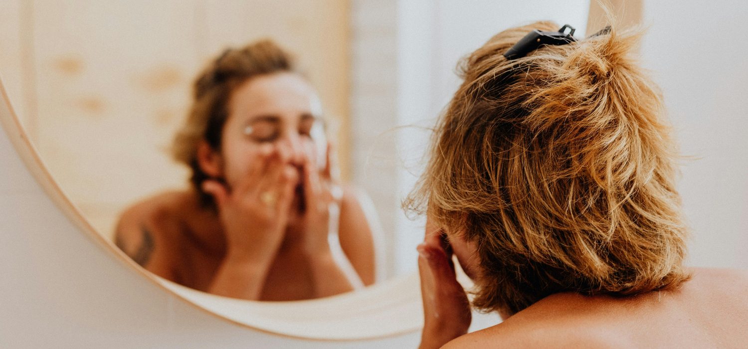 How To Fix Hormonal Acne Naturally